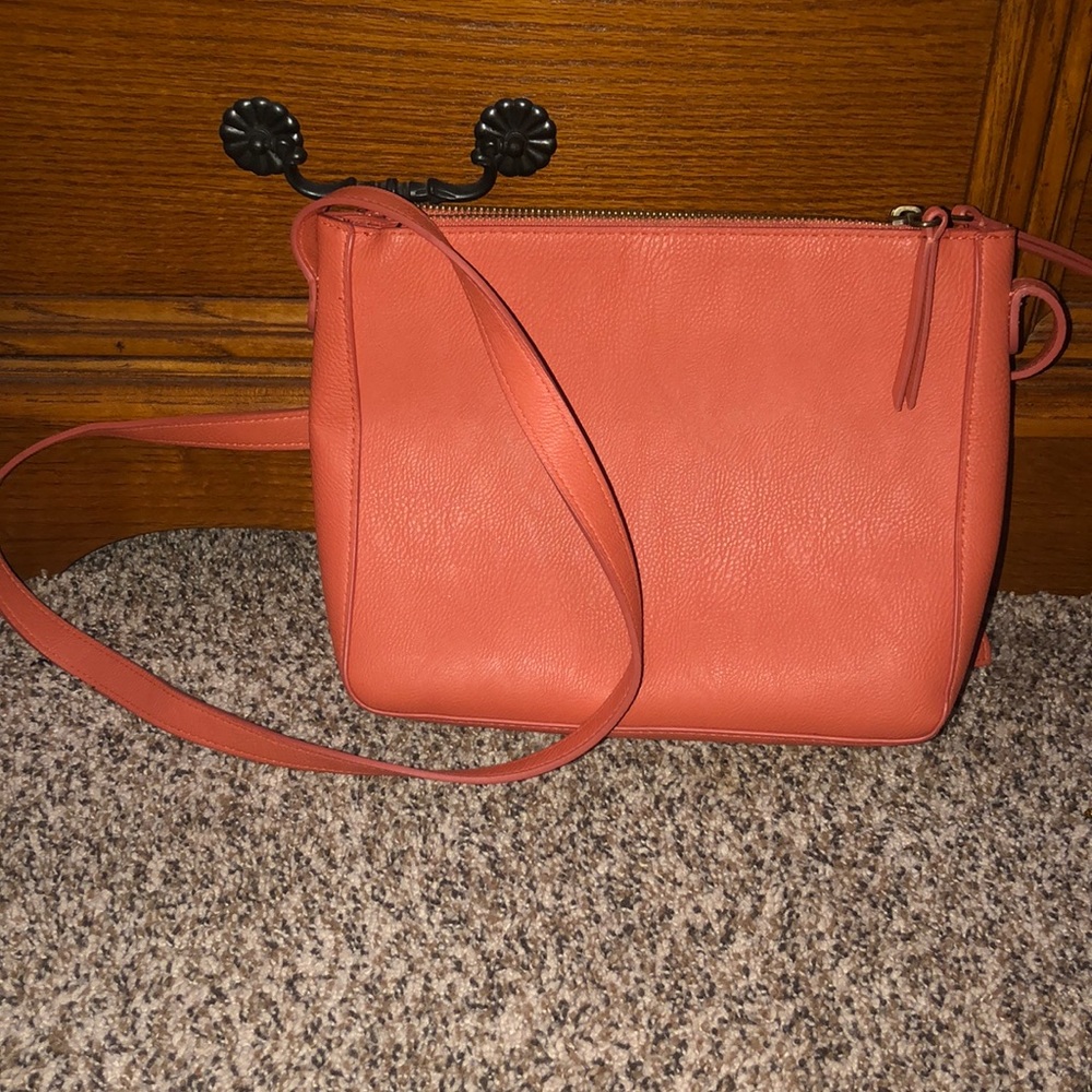 Universal Thread Crossbody Purse. Color:dark orange